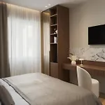 Amelie Luxury בית הארחה 4*