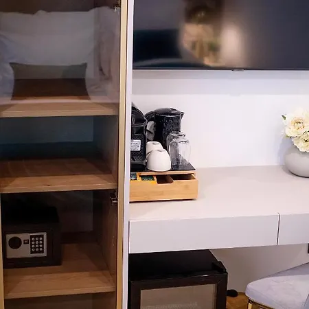 Amelie Luxury 招待所