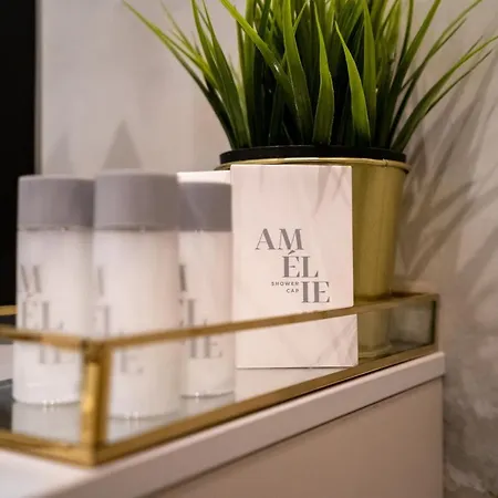 Amelie Luxury