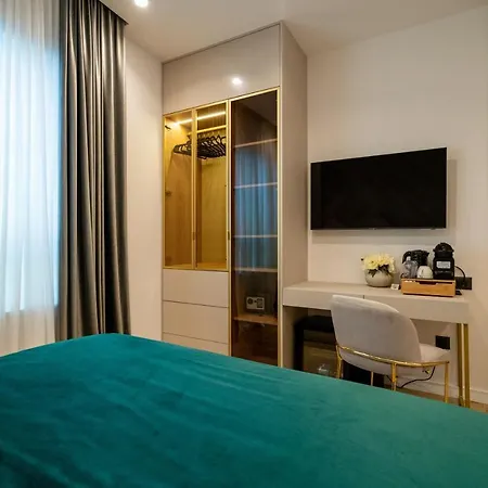 Amelie Luxury 4*